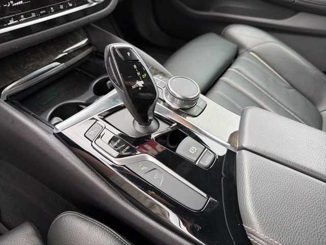 2019 BMW 5 Series 540i - Photo 18
