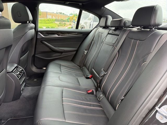 2019 BMW 5 Series 540i - Photo 24