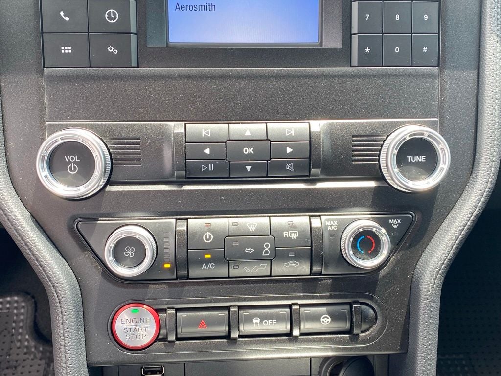 2021 Ford Mustang EcoBoost