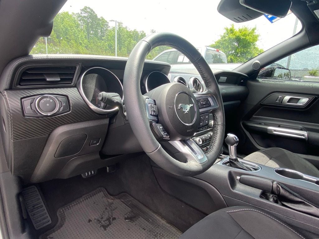 2021 Ford Mustang EcoBoost
