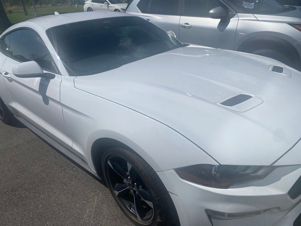2022 Ford Mustang EcoBoost