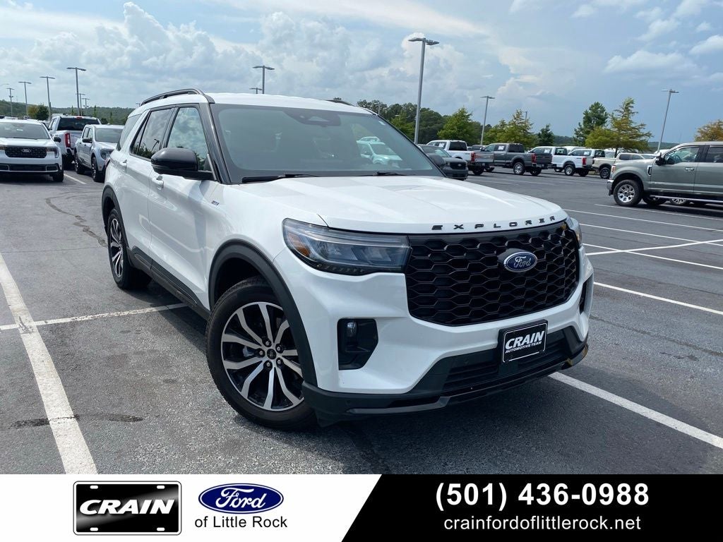 2025 Ford Explorer ST-Line