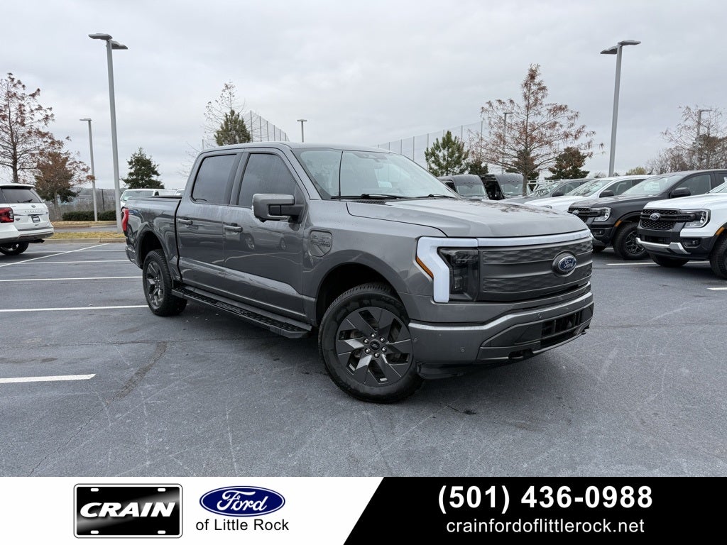 2022 Ford F-150 Lightning Lariat