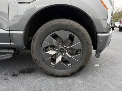 2022 Ford F-150 Lightning Lariat