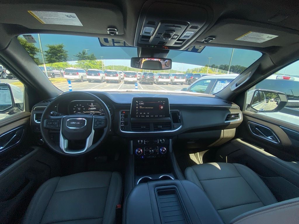 2023 GMC Yukon SLT