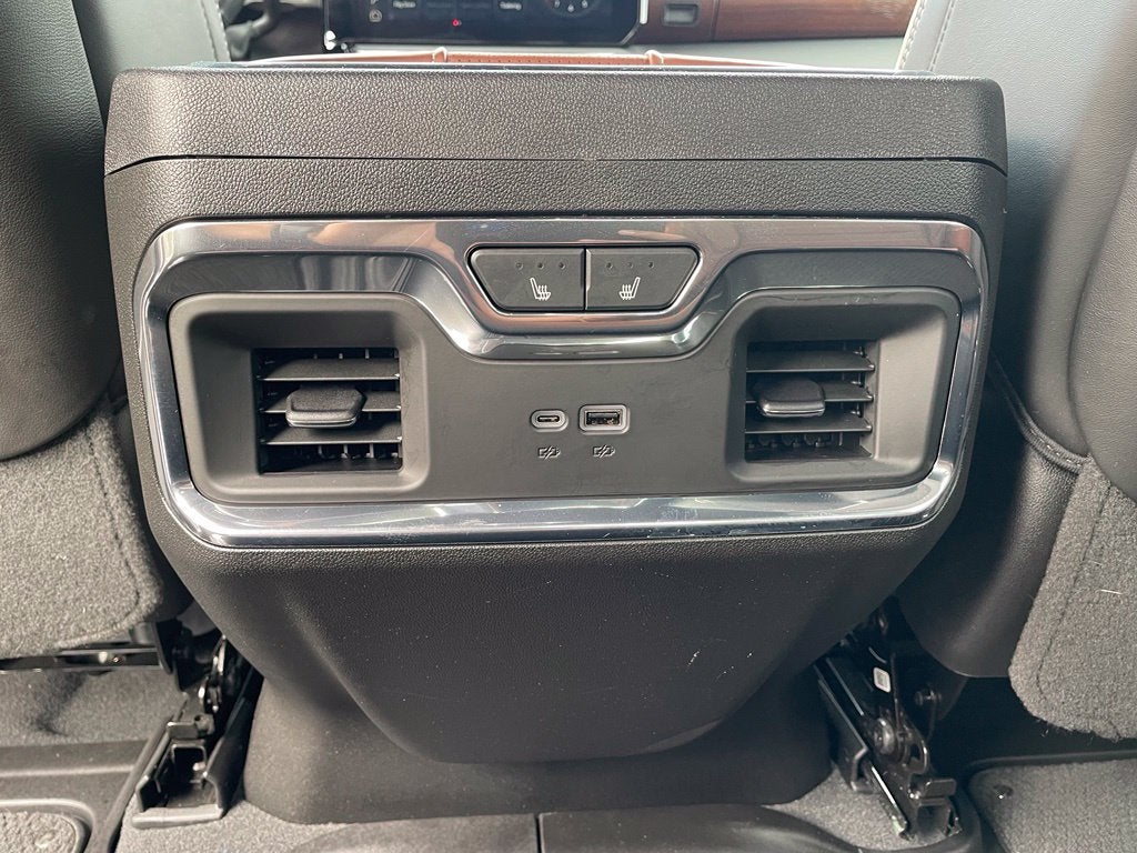 2024 GMC Sierra 3500HD Denali Ultimate