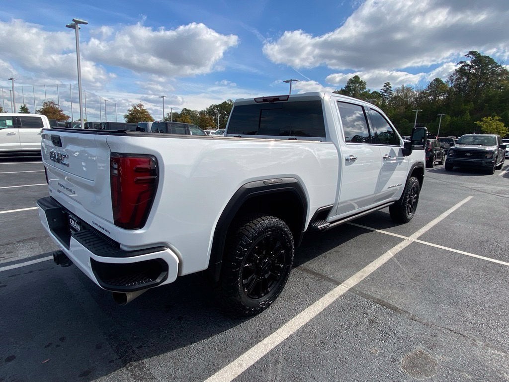 2025 GMC Sierra 2500HD Denali