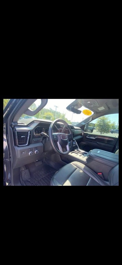 2025 GMC Sierra 2500HD Denali