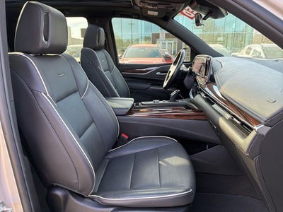 2023 Cadillac Escalade Premium Luxury