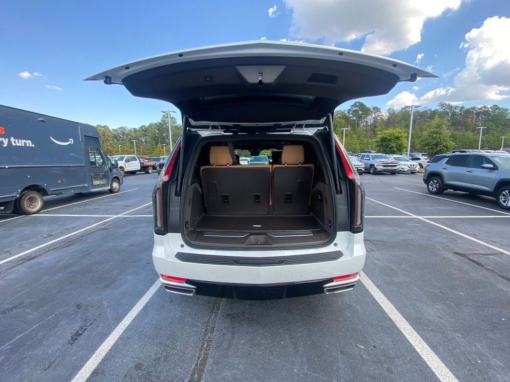 2023 Cadillac Escalade Premium Luxury