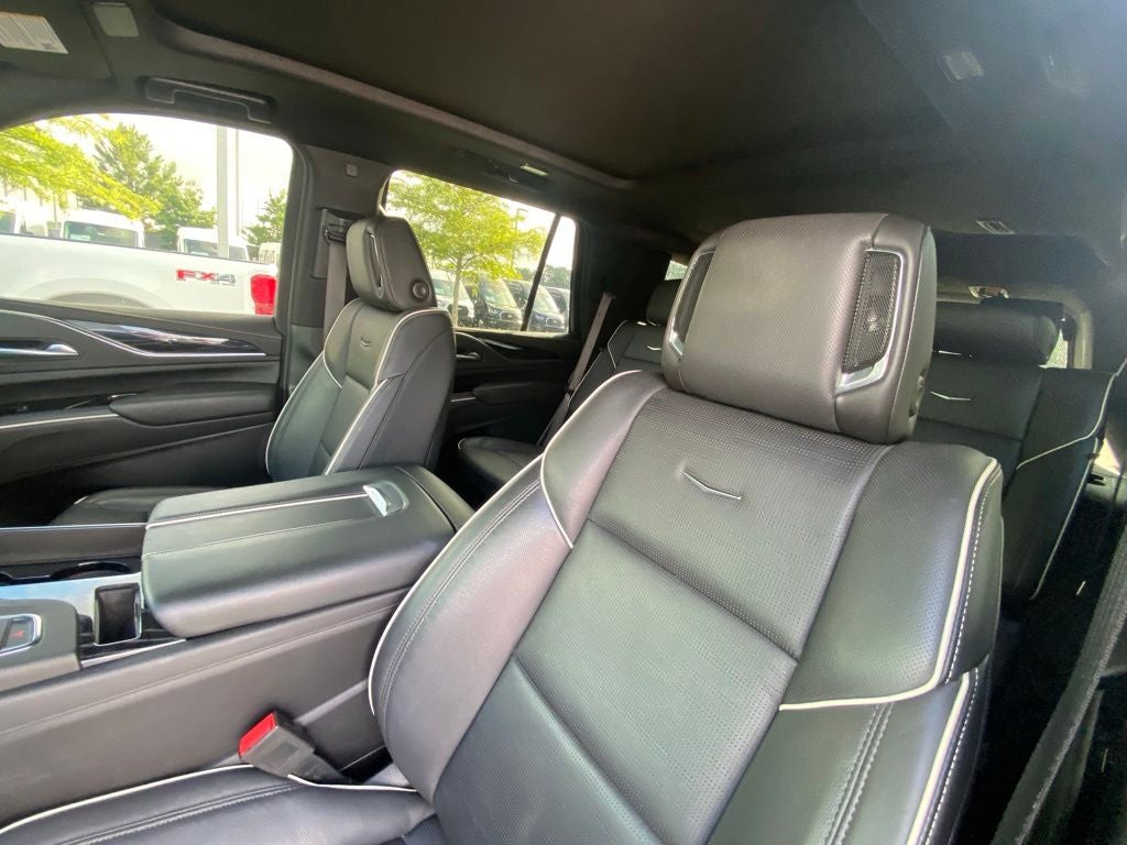2023 Cadillac Escalade Sport