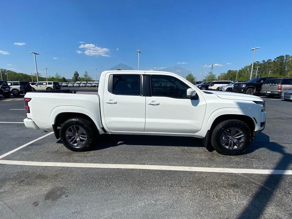 2025 Nissan Frontier SV