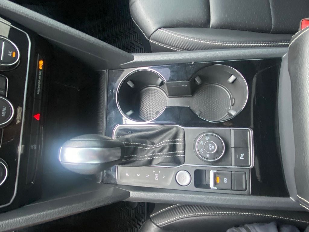 2023 Volkswagen Atlas Cross Sport 3.6L V6 SEL R-Line
