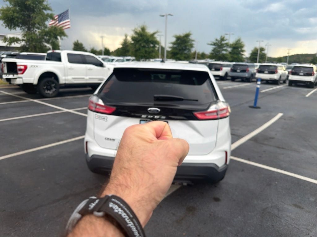 2021 Ford Edge SE