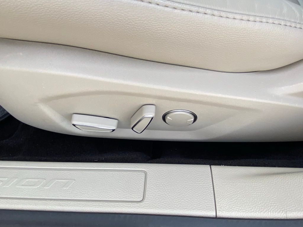 2017 Ford Fusion Energi SE Luxury