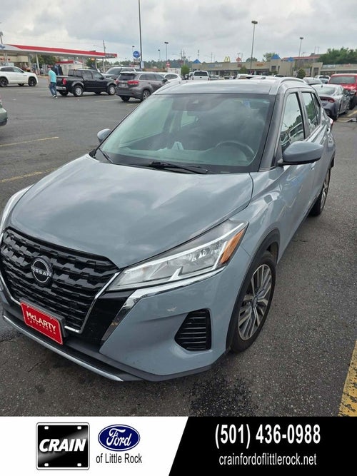 2022 Nissan Kicks SV
