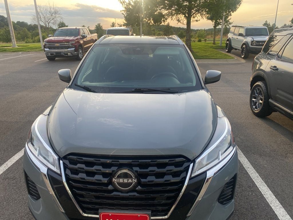 2022 Nissan Kicks SV