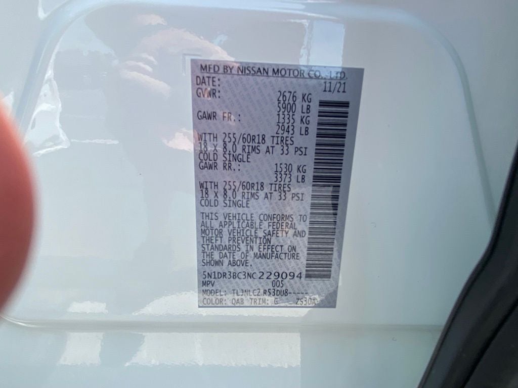 2022 Nissan Pathfinder SV