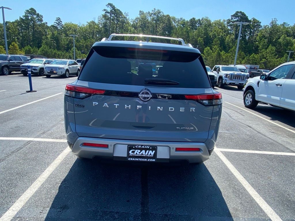 2023 Nissan Pathfinder Platinum