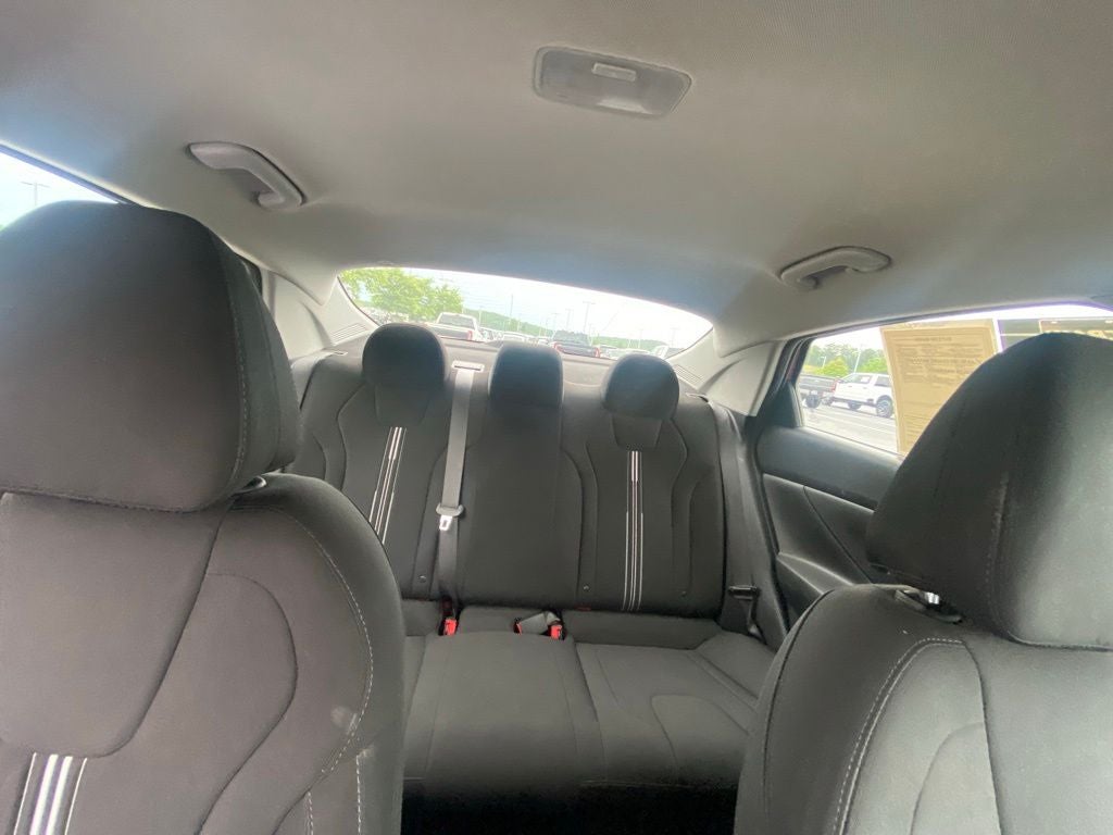 2021 Hyundai ELANTRA SEL