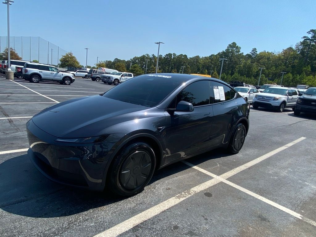 2026 Tesla Model Y Base