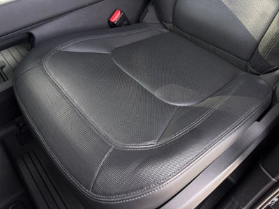 2024 Land Rover Defender 130 X-Dynamic SE