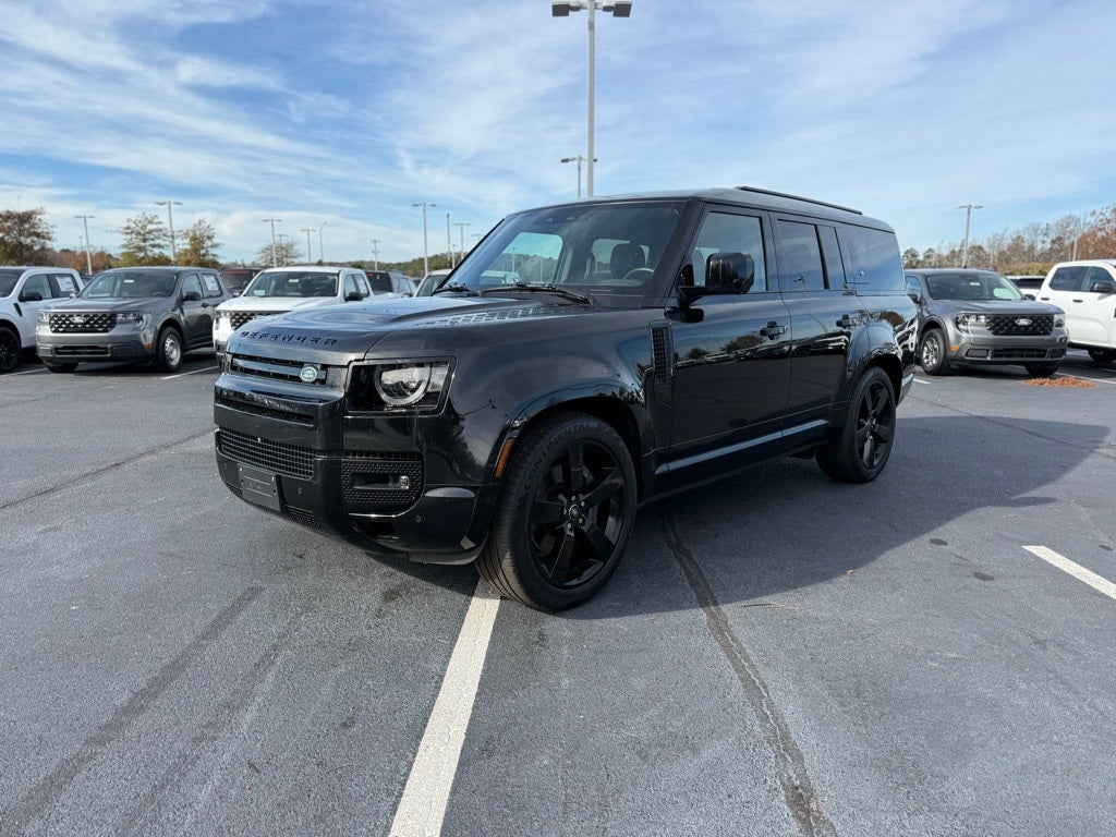 2024 Land Rover Defender 130 X-Dynamic SE