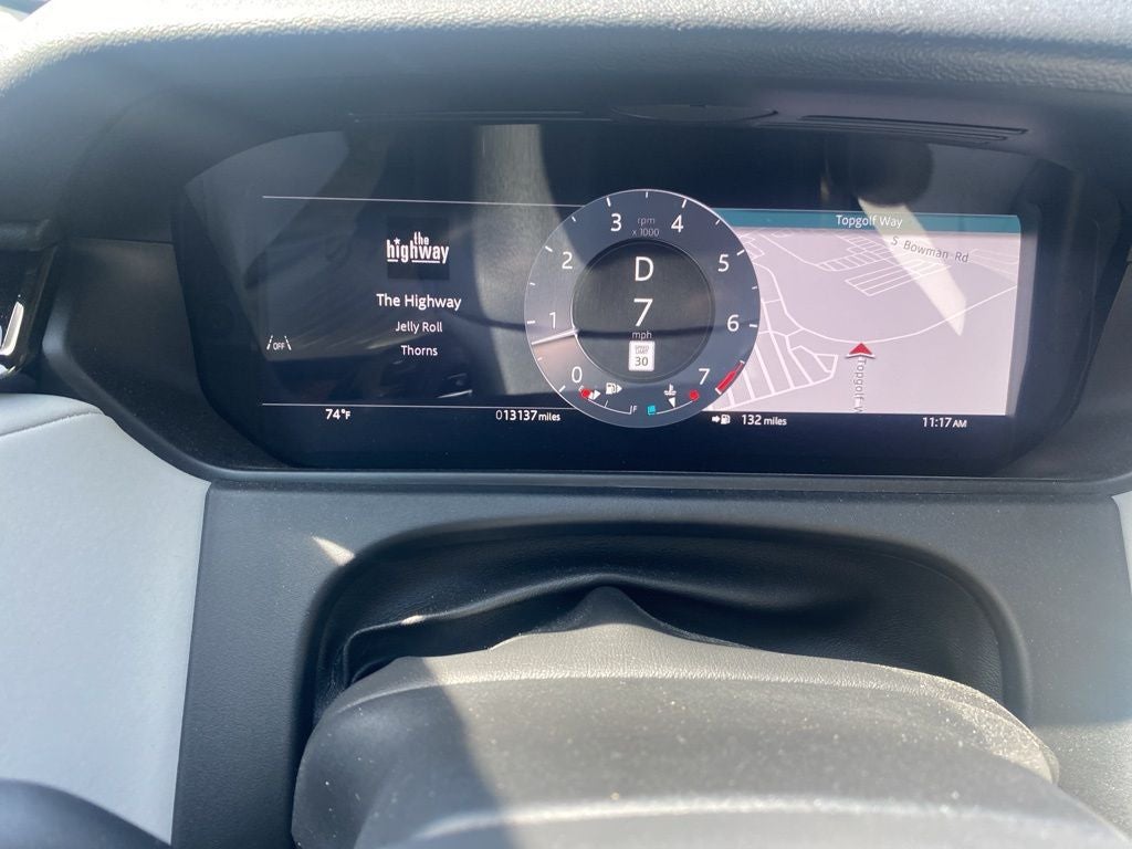 2025 Land Rover Range Rover Velar Dynamic SE