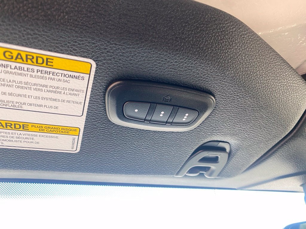 2023 Jeep Wrangler Sahara 4xe - HARD TOP - CLEAN CARFAX