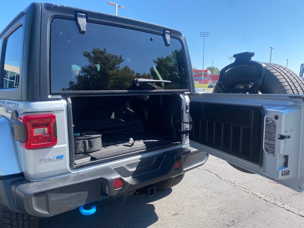 2023 Jeep Wrangler Sahara 4xe - HARD TOP - CLEAN CARFAX