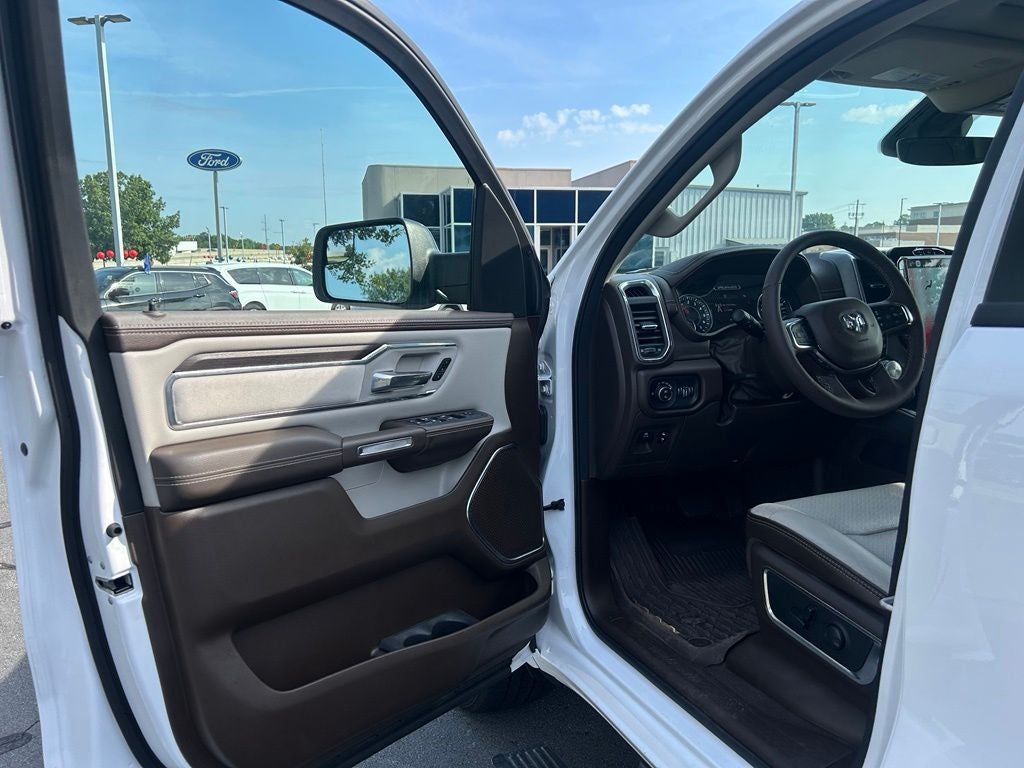 2025 RAM 1500 Laramie DUAL PANEL SUNROOF