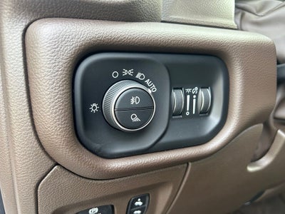 2025 RAM 1500 Laramie DUAL PANEL SUNROOF