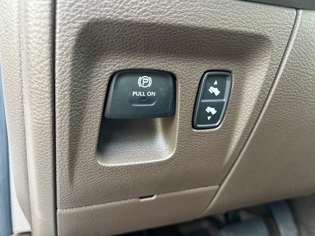 2025 RAM 1500 Laramie DUAL PANEL SUNROOF