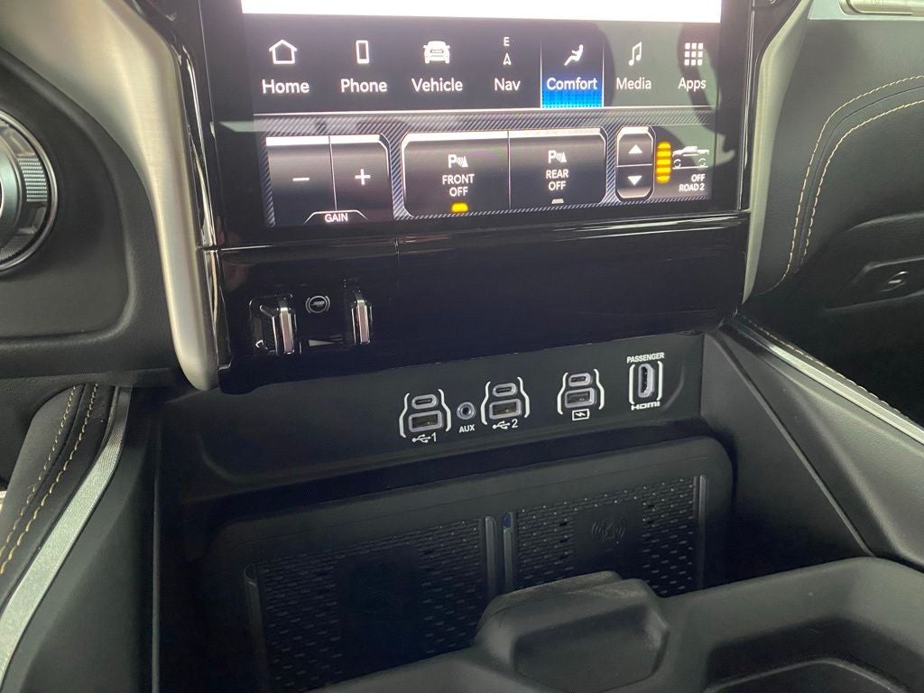2026 RAM 1500 Tungsten - 4WD - CREW CAB