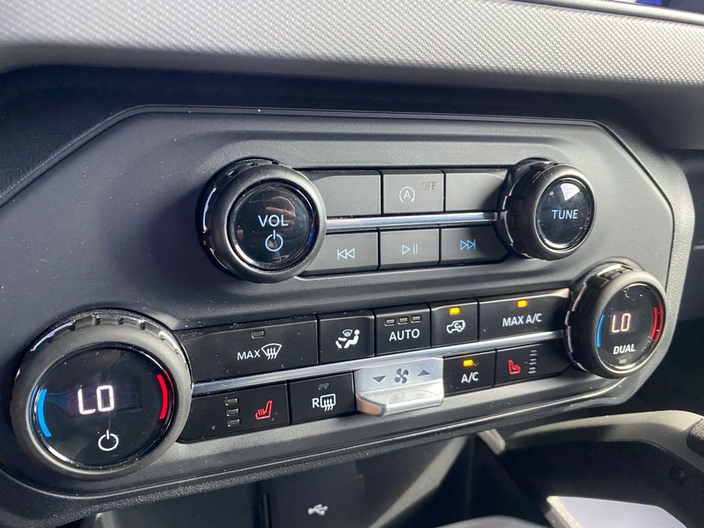 2024 Ford Bronco Big Bend - FORD GOLD CERTIFIED - 2 DOOR
