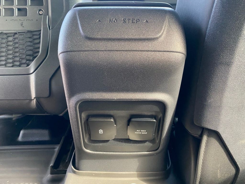 2024 Ford Bronco Big Bend - FORD GOLD CERTIFIED - 2 DOOR