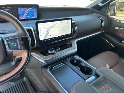 2025 Ford Expedition King Ranch - 4WD - ONE OWNER - CLEAN CARFAX