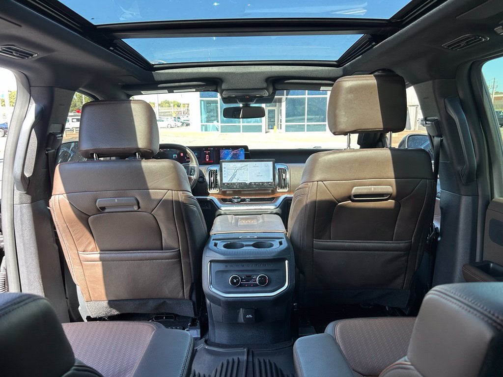 2025 Ford Expedition King Ranch - 4WD - ONE OWNER - CLEAN CARFAX