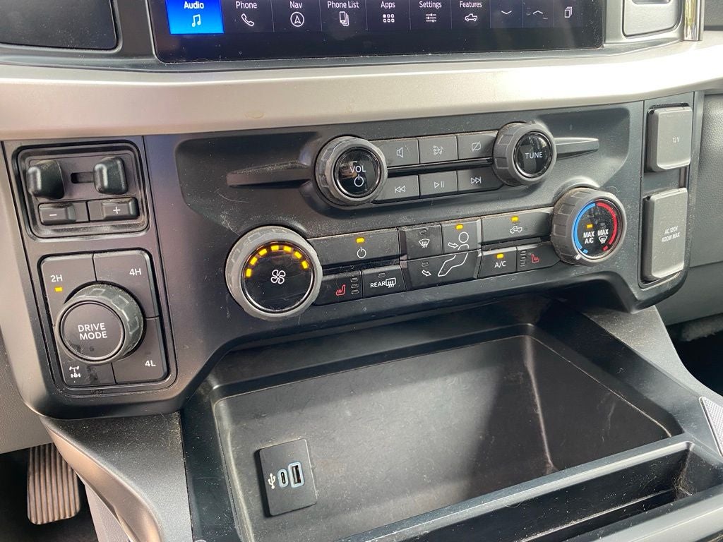 2023 Ford F-250SD XLT -4WD - CLEAN CARFAX - ONE OWNER