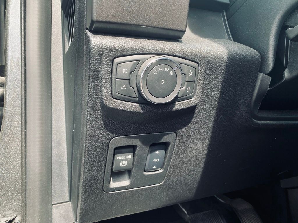 2018 Ford F-150 XLT - XLT SPORT - LOW MILES