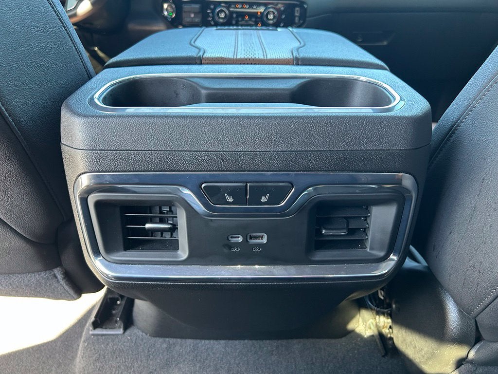 2025 Chevrolet Silverado 3500HD High Country - 4WD - 6.6L DURAMAX - TECH PACKAGE