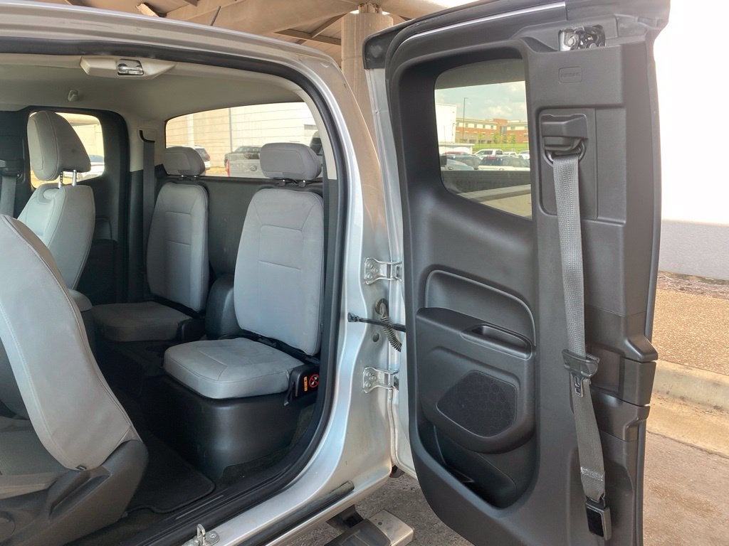 2017 GMC Canyon Base