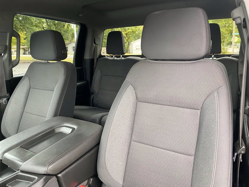 2025 Chevrolet Silverado 2500HD Custom - 4WD - DURAMAX 6.6L V8