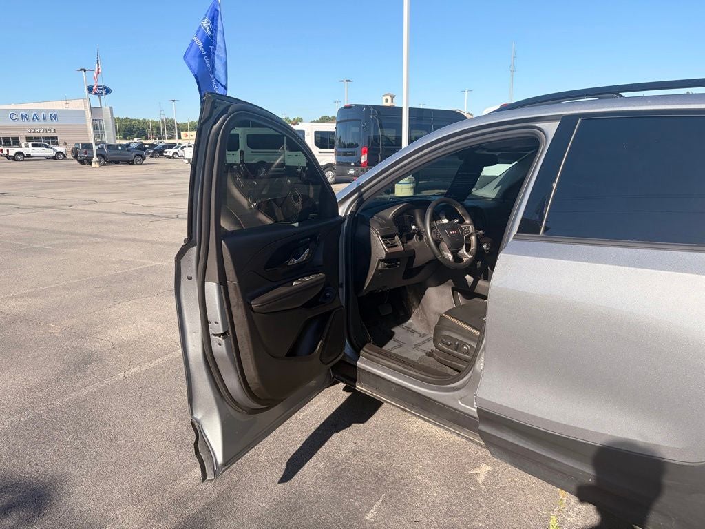 2024 GMC Terrain AT4