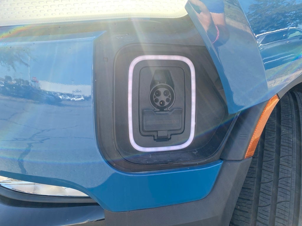 2023 Rivian R1T Adventure
