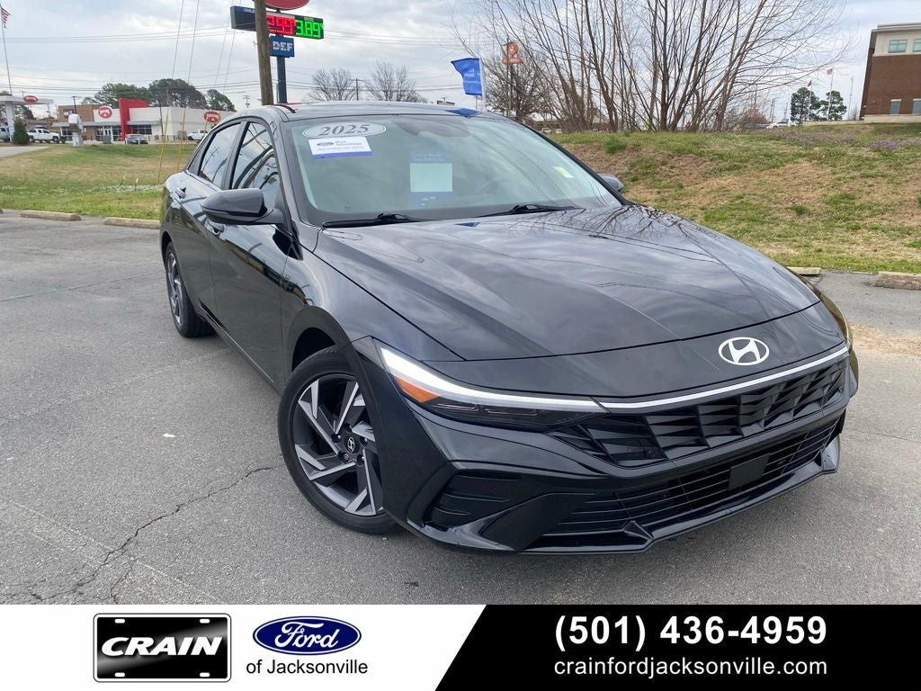 2025 Hyundai ELANTRA Limited