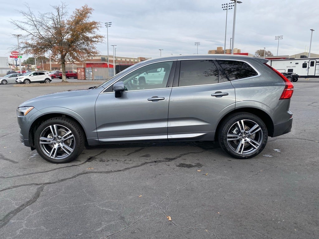 2021 Volvo XC60 T5 Momentum