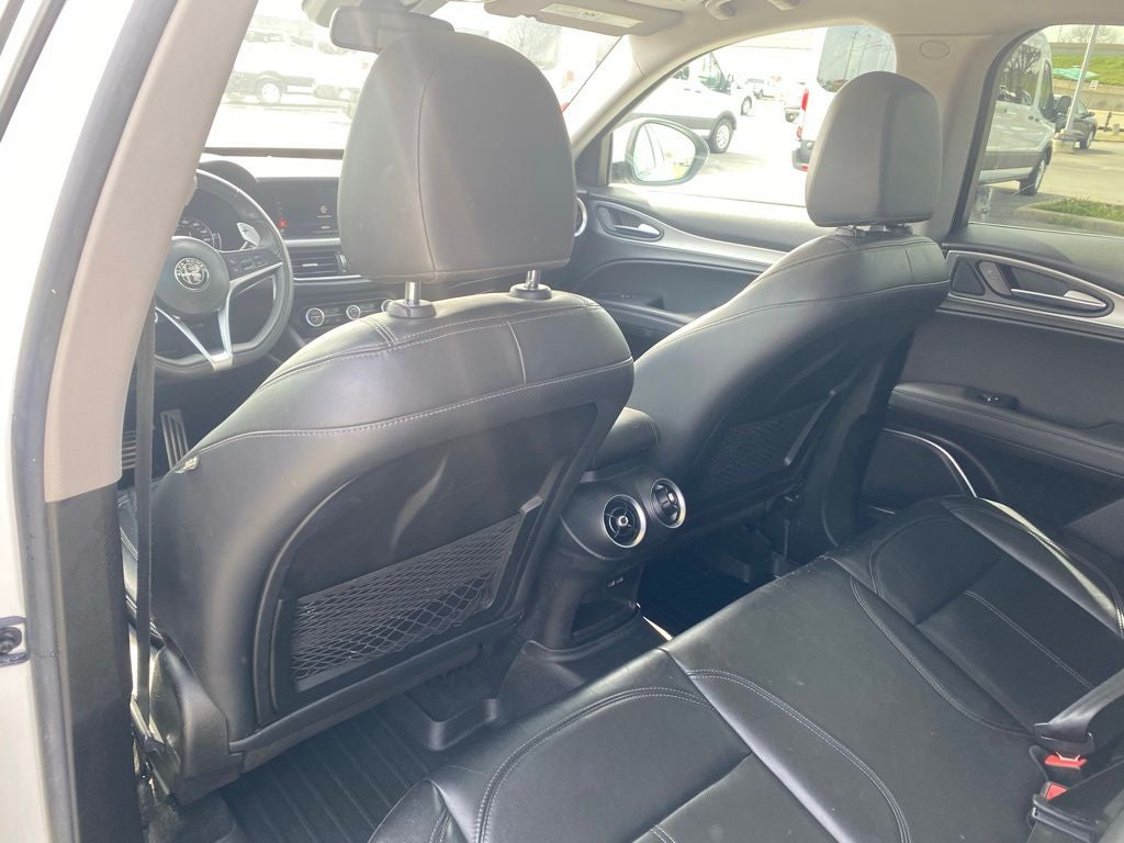 2018 Alfa Romeo Stelvio Base