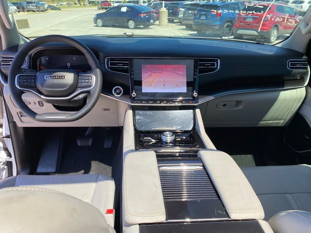 2024 Jeep Wagoneer Base