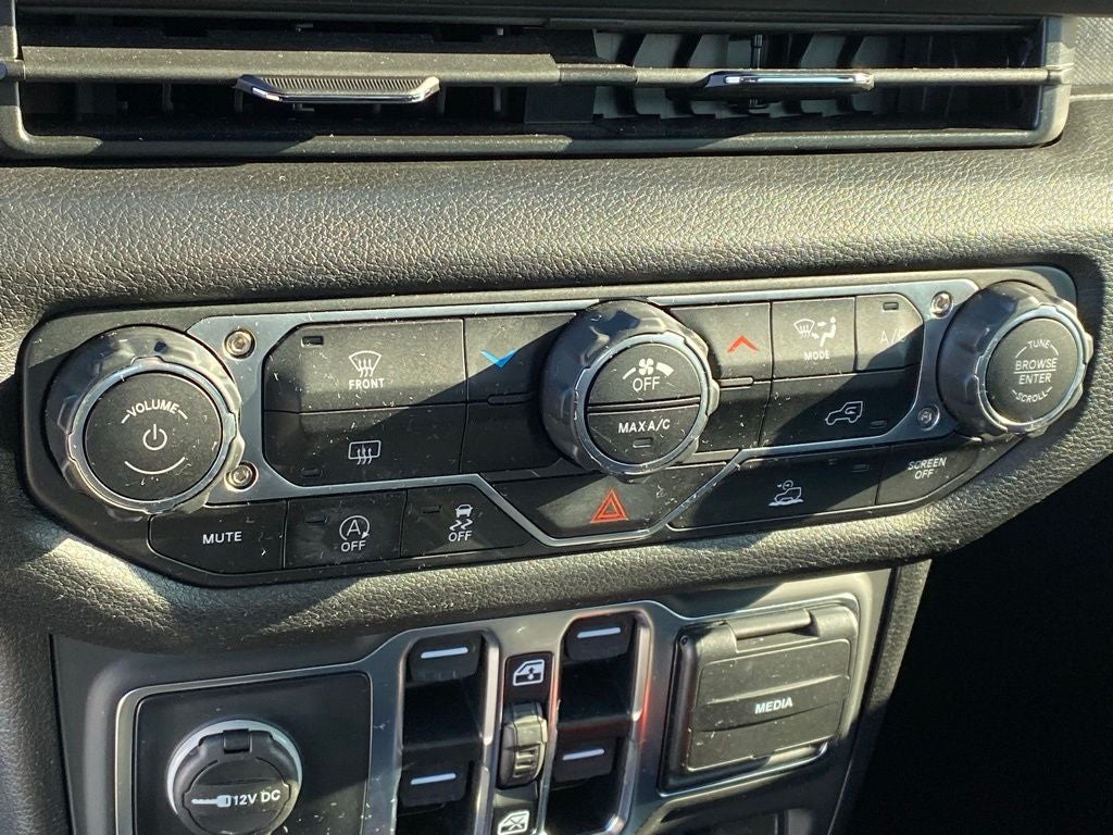 2025 Jeep Gladiator Sport